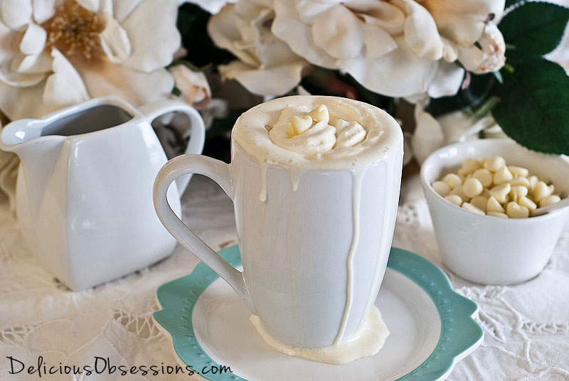 Peppermint White Hot Chocolate Recipe (Dairy Free Option)