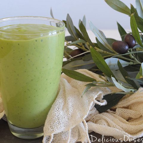 Creamy Coconut Avocado Smoothie Recipe (dairy free) // deliciousobsessions.com