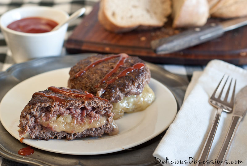 Stuffed Cheddar Beef Burgers // deliciousobsessions.com