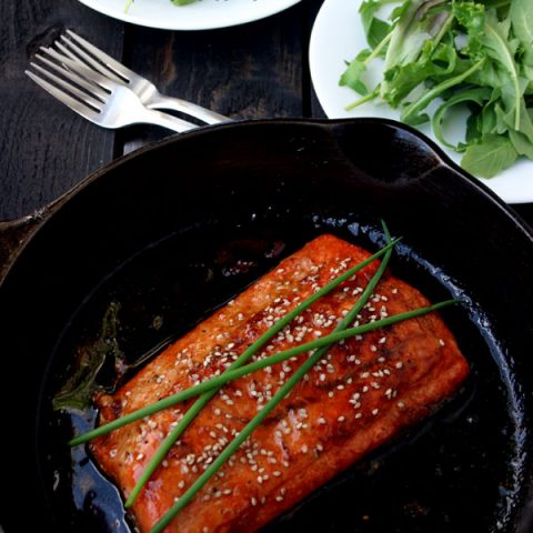 Honey Sesame Seared Salmon Recipe | deliciousobsessions.com