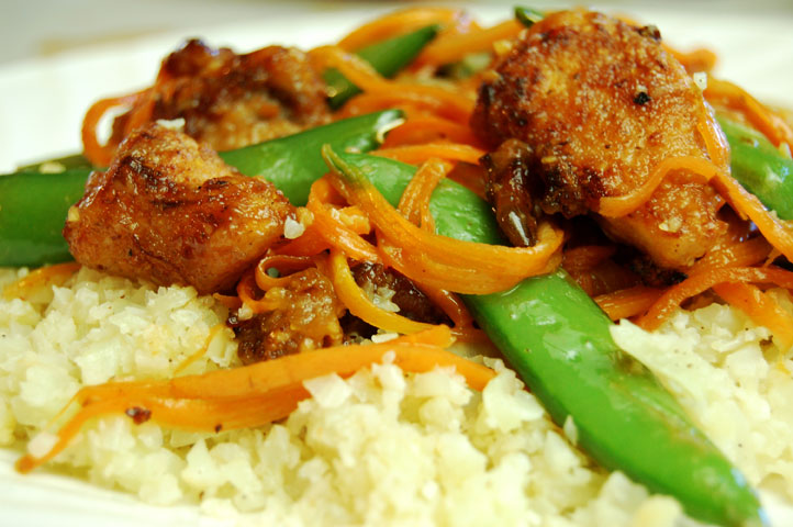 Better Than Takeout: General Tso’s Chicken (Grain, Gluten, Soy, and MSG Free) // deliciousobsessions.com #realfood #glutenfree #soyfree #MSGFree