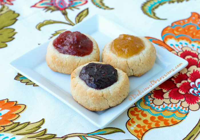Jam-Filled Thumbprint Cookies (gluten, dairy, nut, egg free, autoimmune paleo) // deliciousobsessions.com