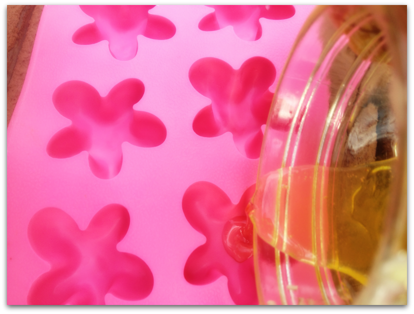 Lightweight, Non-Greasy Homemade Lotion Recipe: Perfect for Summer!