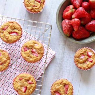 Strawberry Banana Muffins (gluten, grain, dairy, and nut free) // deliciousobsessions.com