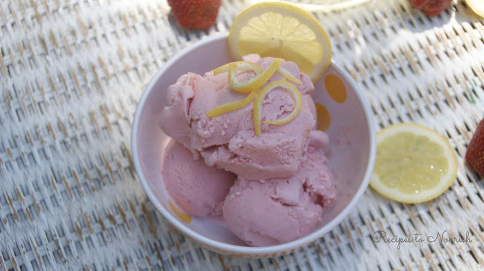 Strawberry Lemonade Ice Cream :: Dairy Free, Autoimmune Paleo // deliciousobsessions.com