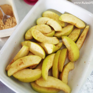 Ginger Baked Apple Wedges :: Gluten, Grain, and Dairy Free, Autoimmune Paleo // deliciousobsessions.com