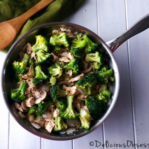 Chicken, Lemon, and Broccoli Stir-Fry from Paleo Meal Planning on a Budget : Gluten-Free, Grain-Free, Dairy-Free, Paleo/Primal // deliciousobsessions.com