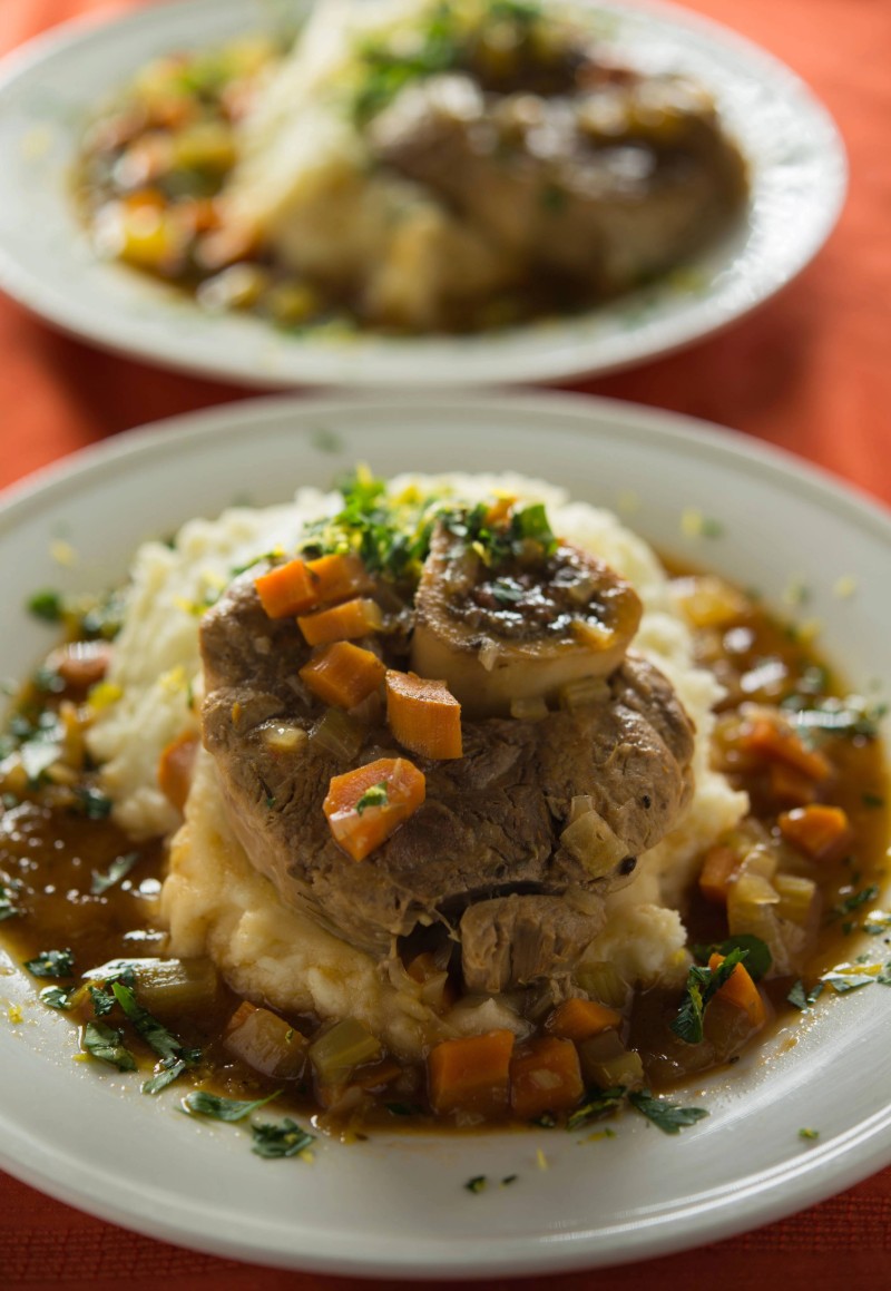 Slow Cooker Beef Shanks with Garlic and Herbs :: Gluten-Free, Grain-Free, Dairy-Free Option