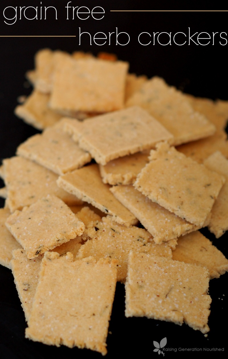 Grain-Free Herb Crackers :: Gluten-Free, Dairy-Free, Paleo / Primal // deliciousobsessions.com