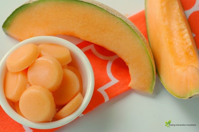 Melon Gummies // Delicious Obsessions.com // #paleo #primal #grainfree