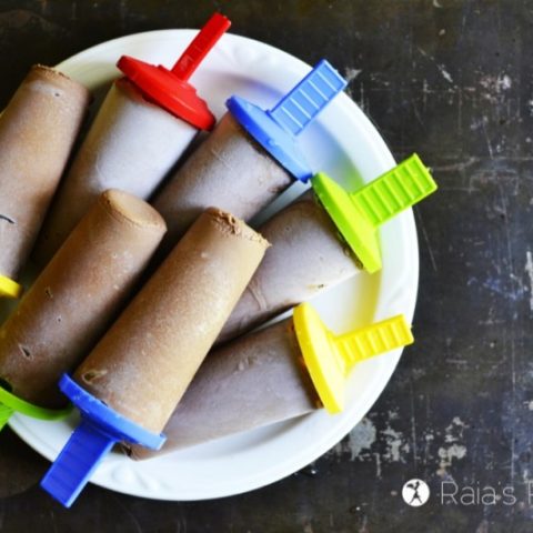 Real Food Fudgesicles (with a secret ingredient) :: Gluten-Free and Dairy-Free // deliciousobsessions.com
