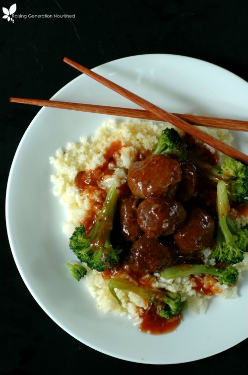 Sweet & Sour Asian Meatballs // Delicious Obsessions (Paleo, Primal, Grain Free)