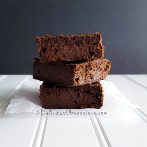 High-Protein Superfood Breakfast Brownies :: Gluten-Free, Dairy-Free // deliciousobsessions.com