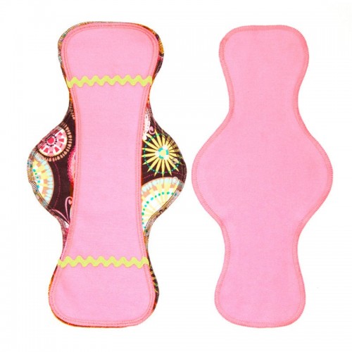 Reusable Feminine Products 101: Everything You Need to Know About Cloth Pads and Cups // deliciousobsessions.com