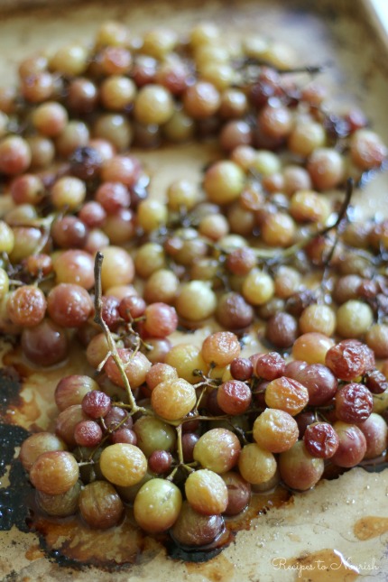 Roasted Grapes (Paleo, Gluten-Free, Real Food) // deliciousobsessions.com