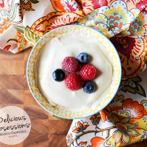 Easy Dairy-Free Vanilla Cream Pudding :: Gluten-Free, Refined Sugar-Free // deliciousobsessions.com