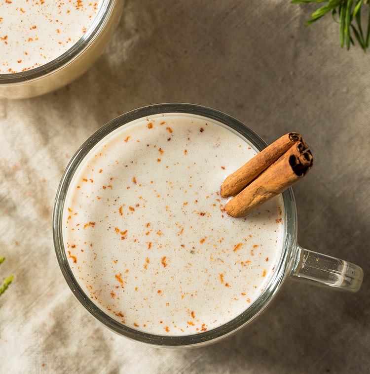 Easy Dairy-Free Eggnog :: Gluten-Free, Grain-Free, Refined Sugar-Free // deliciousobsessions.com